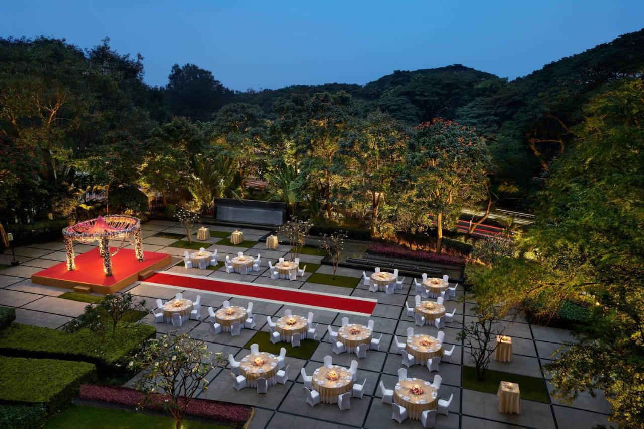 JW Marriott Hotel Bengaluru Bagian luar foto